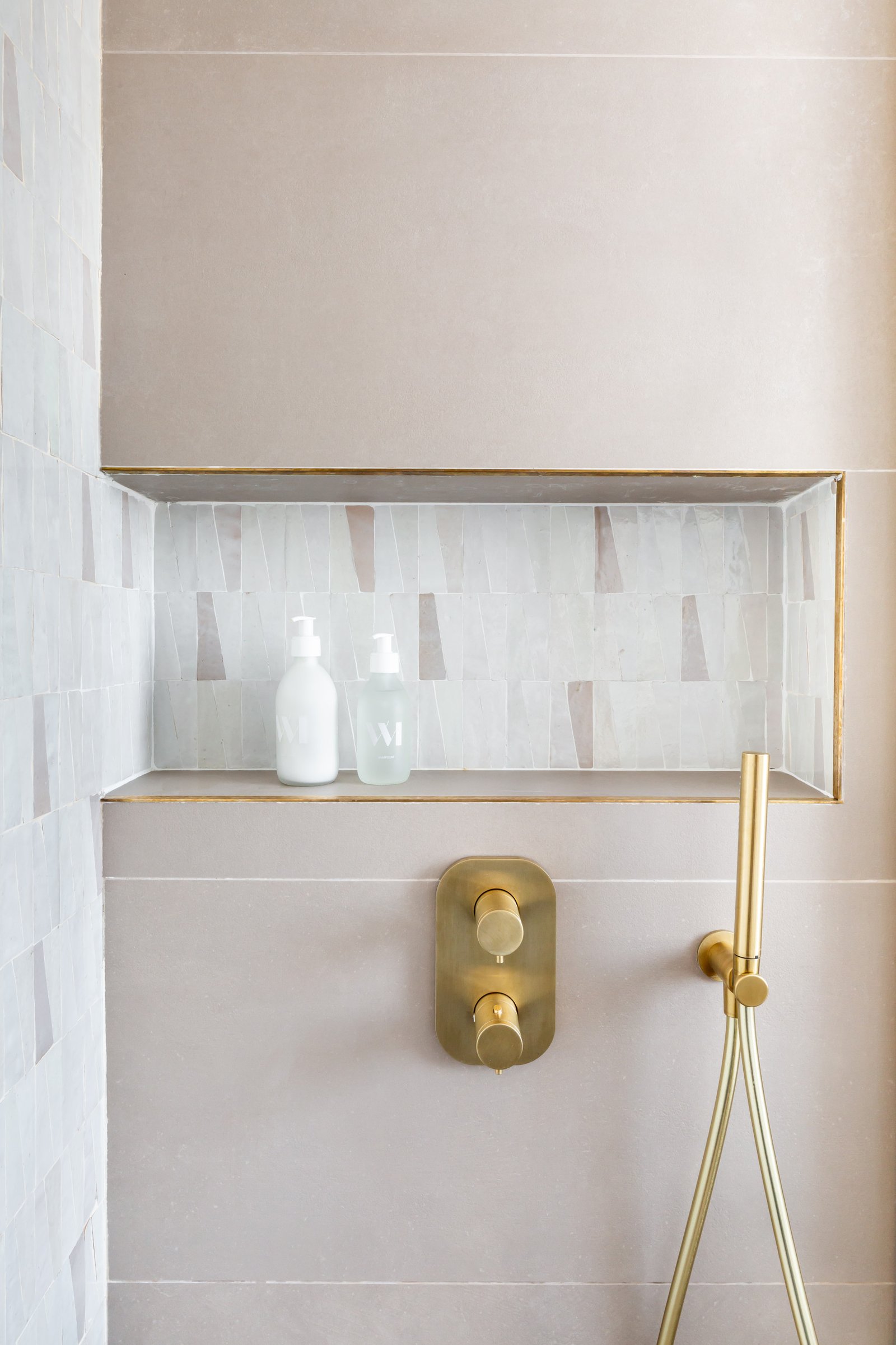 Guest bathroom floating vanity in matching finish